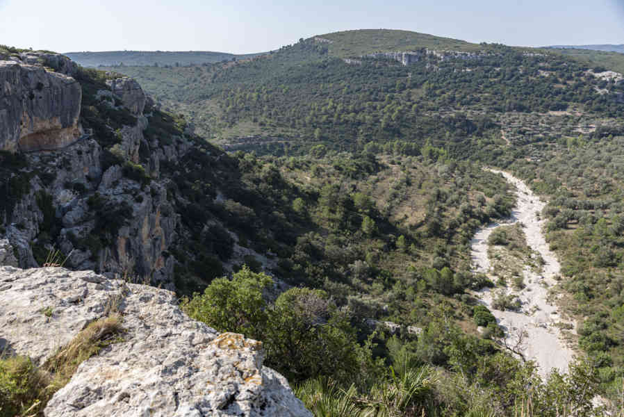 Castelló de la Plana - parque natural de la Valltorta-Gassulla 02